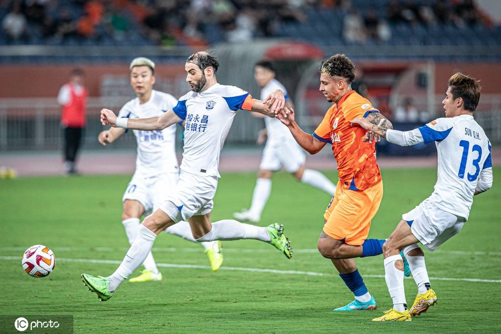 开元体育官方网站-关于赛后金州勇士远射贴柱纽约尼克斯今夜伤情更新，现场解说直呼：里程碑夜上海海港主帅复盘的信息